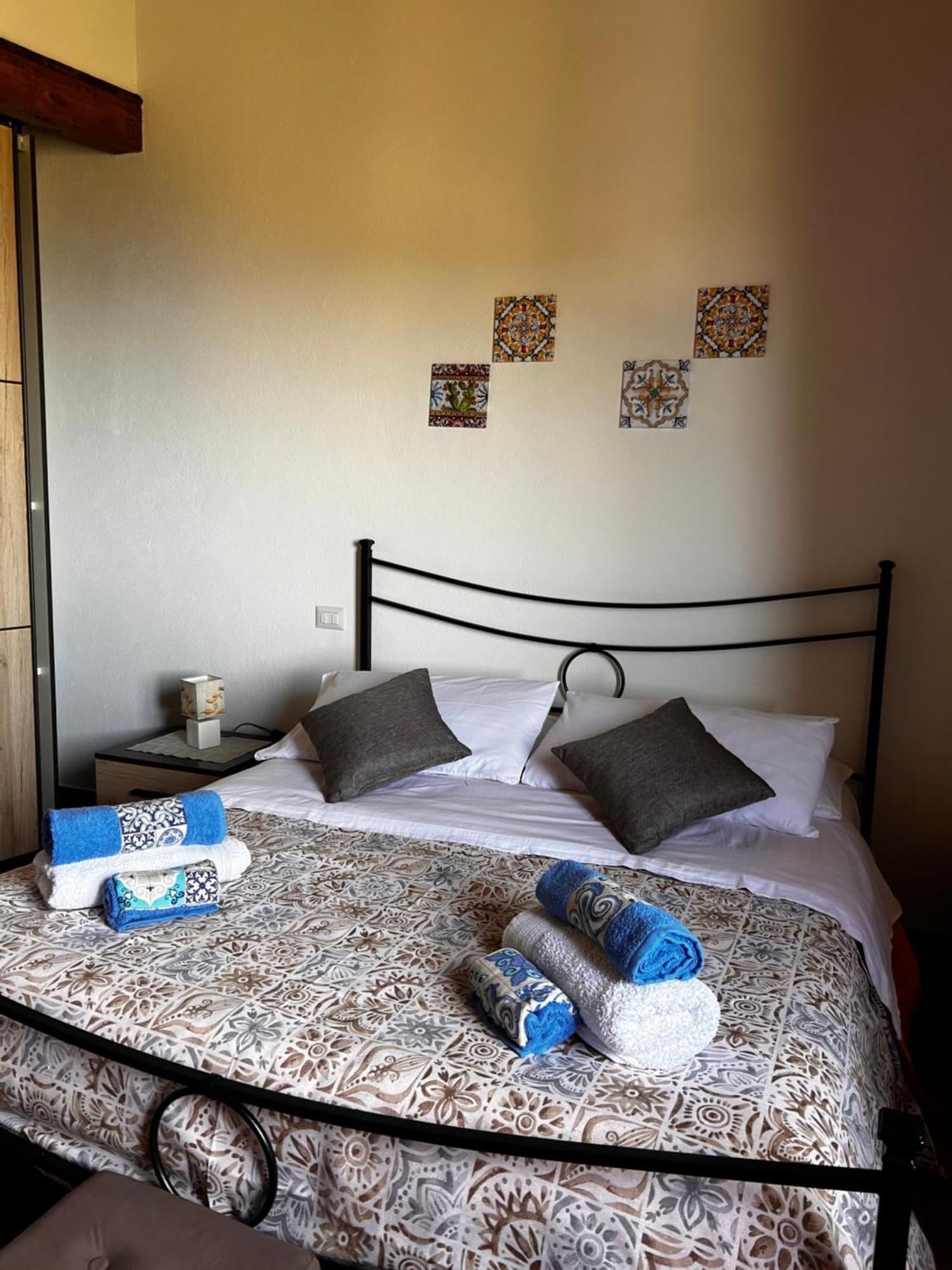 Casa Gambino Bed and Breakfast Savoca Eksteriør billede