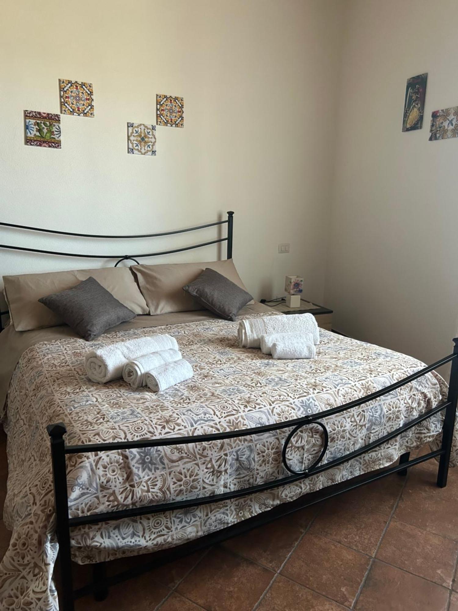 Casa Gambino Bed and Breakfast Savoca Eksteriør billede