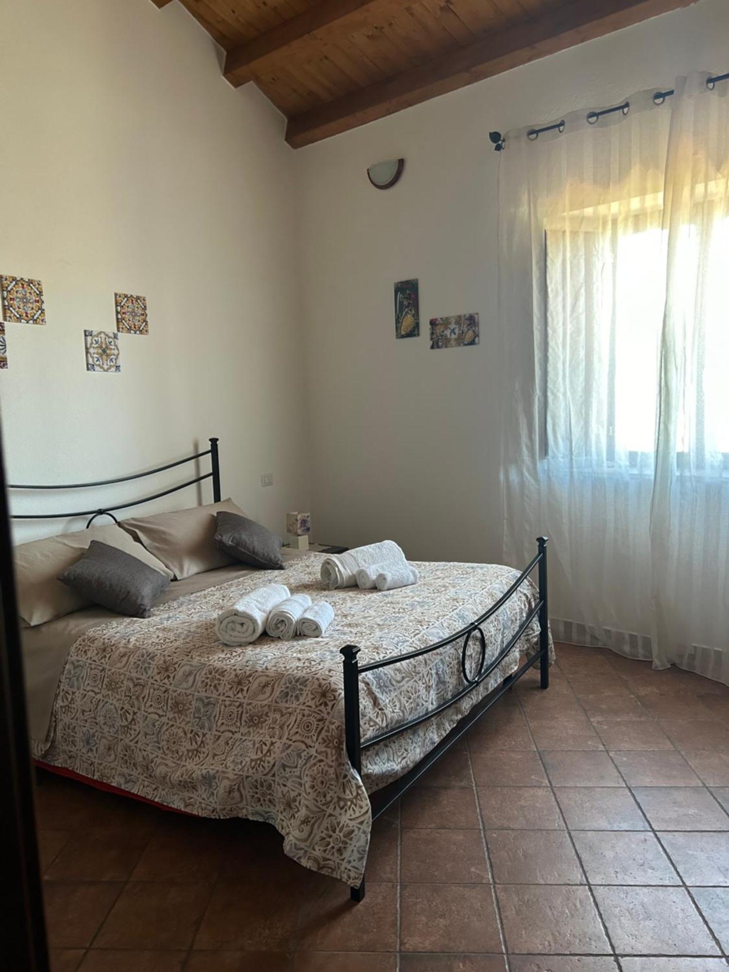 Casa Gambino Bed and Breakfast Savoca Eksteriør billede